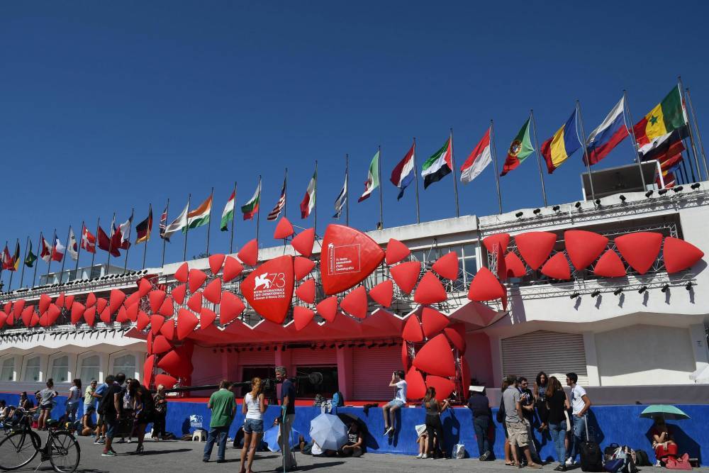Venice Film Festival Going Forward, No Collaboration With Cannes Planned - variety.com - Italy