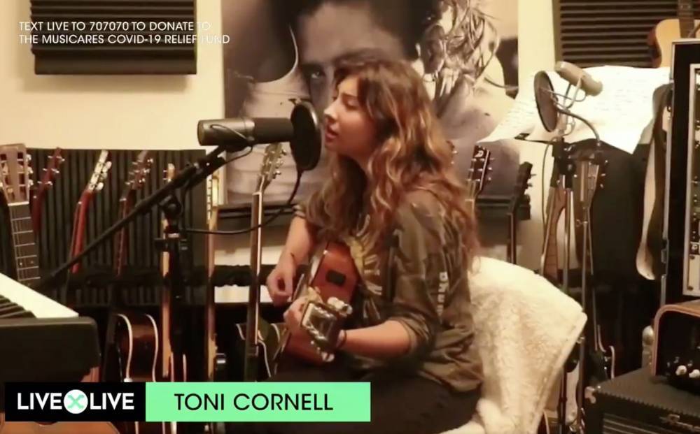 Chris Cornell’s Daughter Sings Cover Of ‘Hunger Strike’ By Temple Of The Dog - etcanada.com