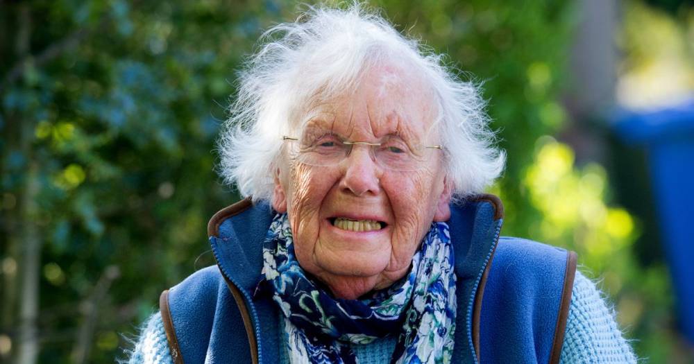 Inspired by Captain Tom Moore this 'unbelievable' 99-year-old is doing her own '100th birthday walk' to raise money for the NHS - www.manchestereveningnews.co.uk