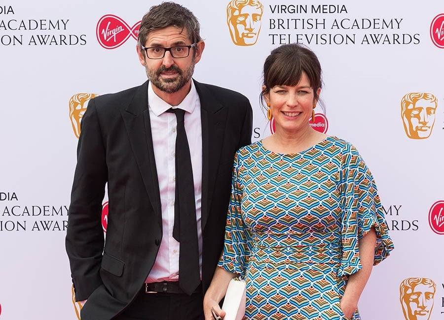 Louis Theroux launches his own podcast with hour-long episodes - evoke.ie