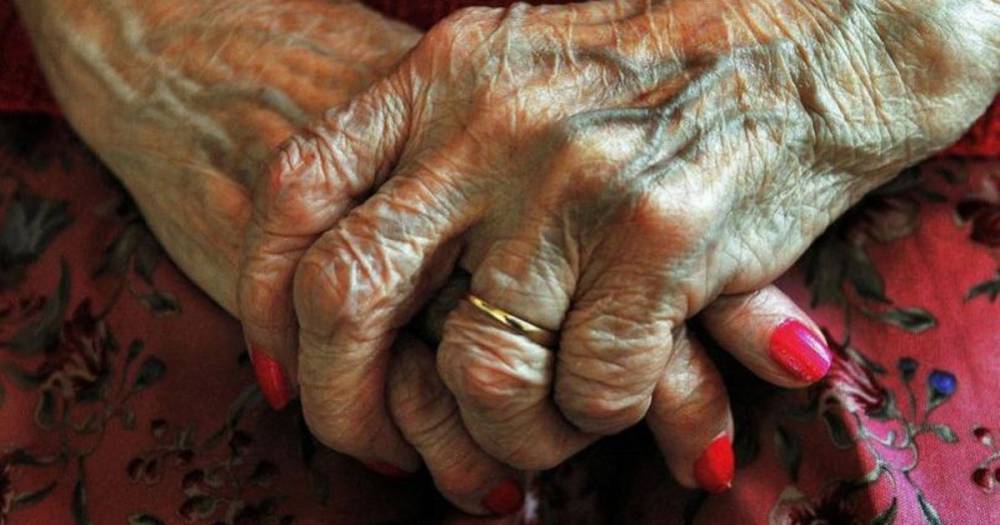 Coronavirus deaths in care homes leap to more than 1,000 in one week - www.manchestereveningnews.co.uk