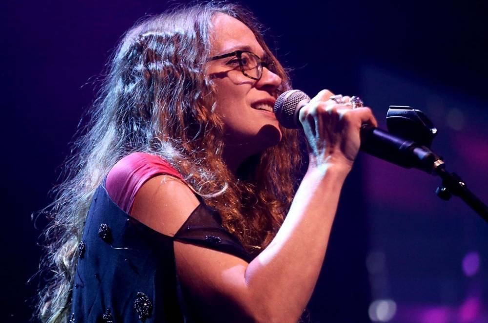 Fiona Apple's 'Fetch The Bolt Cutters' Is Getting Rave Reviews -- Will Grammy Voters Embrace It Too? - www.billboard.com