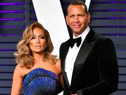 Jennifer Lopez & Alex Rodriguez Are Reportedly In Early Negotiations To Buy The NY Mets - theshaderoom.com - New York - county Early