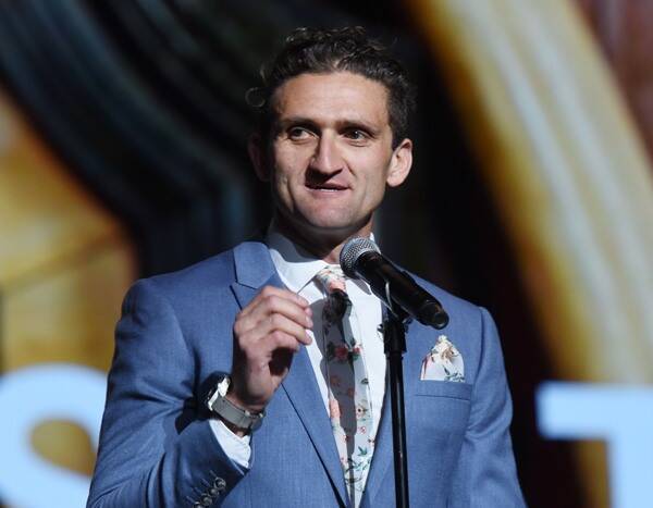 YouTuber Casey Neistat's Experience With a Random Act of Kindness Will Encourage You To Give Back - www.eonline.com