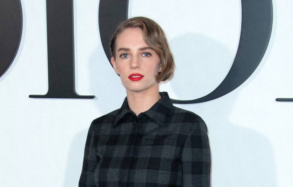 Maya Hawke On COVID-19’s ‘New Forever’ And How Her Parents’ Generation ‘Really F**ked Us’ - etcanada.com
