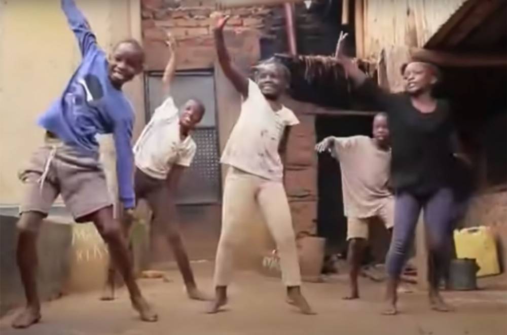 Drake Gives Masaka Kids Africana's Adorable 'Toosie Slide' the Stamp of Approval - www.billboard.com - Uganda