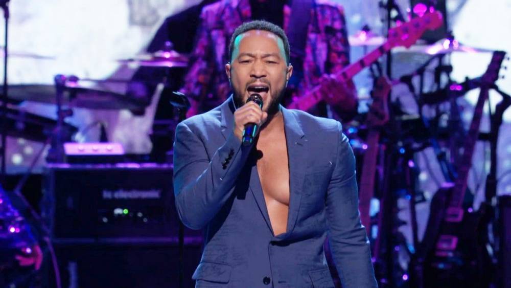 John Legend Pays Tribute to Prince With Soulful 'Nothing Compares 2 U' Performance - www.etonline.com