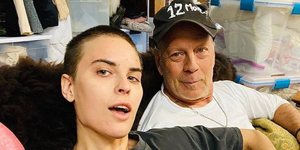Tallulah Willis Poses in a 'Die Hard' Shirt With Her Dad Bruce Willis! - www.justjared.com