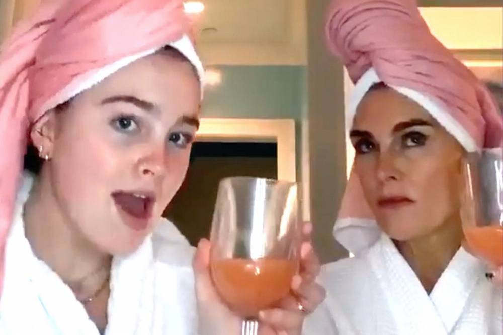 Brooke Shields And Her Daughter Lip-Sync To ‘Mamma Mia!’ Song - etcanada.com