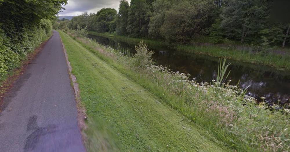 Manhunt launched after flasher exposes himself to woman on Clydebank canal path - www.dailyrecord.co.uk - Scotland