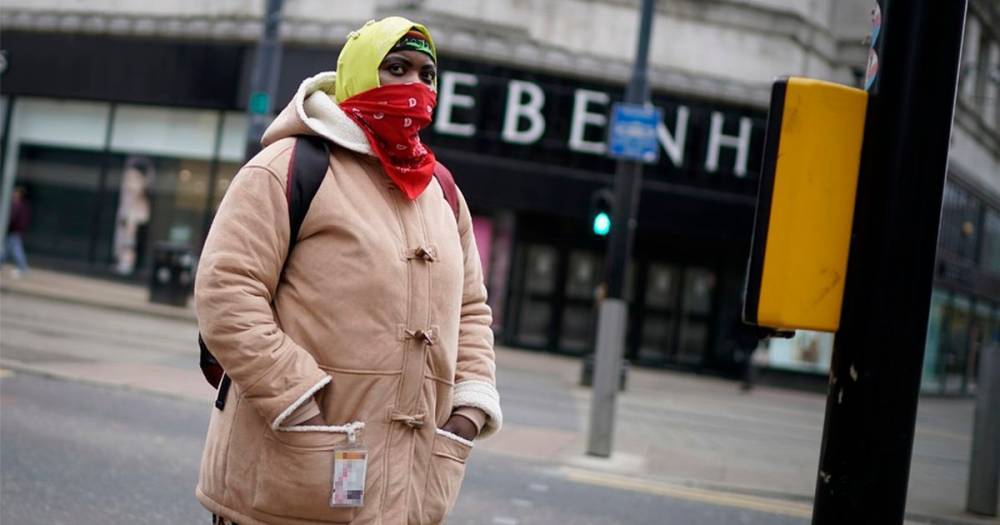 Why you might be asked to cover your face with a scarf instead of a medical mask as the coronavirus crisis continues - www.manchestereveningnews.co.uk