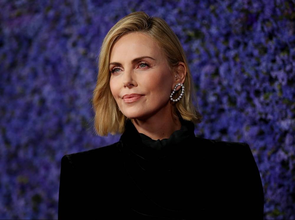 Charlize Theron pledges $1M to COVID-19 relief, domestic violence support - torontosun.com
