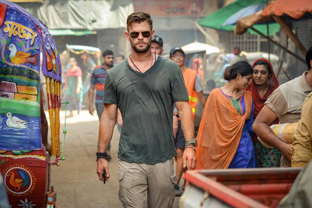 ‘Extraction’ review: Chris Hemsworth kicks ass in so-so action flick - nypost.com - India