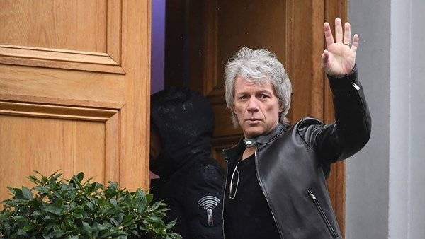 Jon Bon Jovi explains why he cancelled rather than postponed tour - www.breakingnews.ie