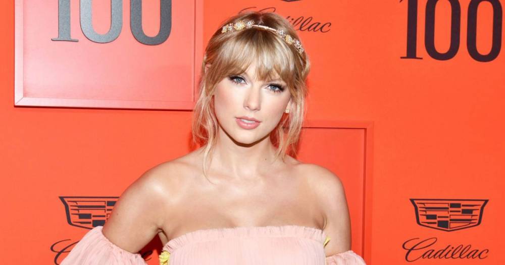 Taylor Swift Claims Her Former Label Is Putting Out an Album Featuring Her Live Songs - www.usmagazine.com