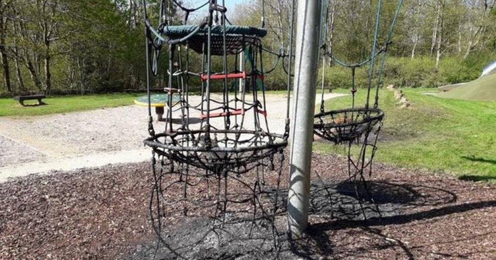 Vandals torch children’s playground in Oldham that had been closed to stop COVID-19 spread - www.manchestereveningnews.co.uk - county Oldham