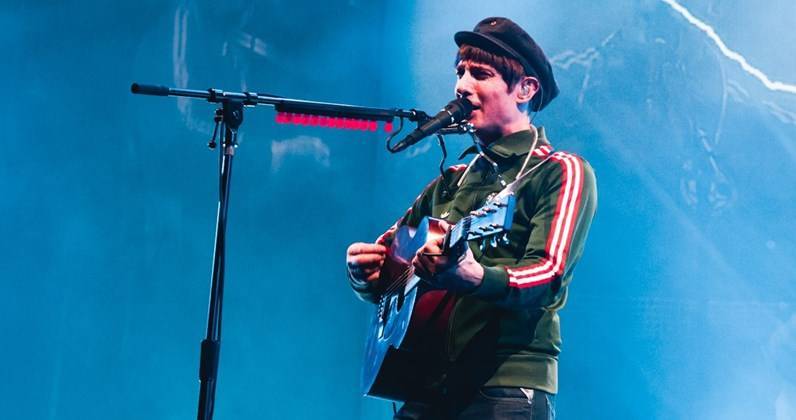 Gerry Cinnamon debuts at Number 1 on the Official Irish Albums Chart with The Bonny - www.officialcharts.com - Ireland