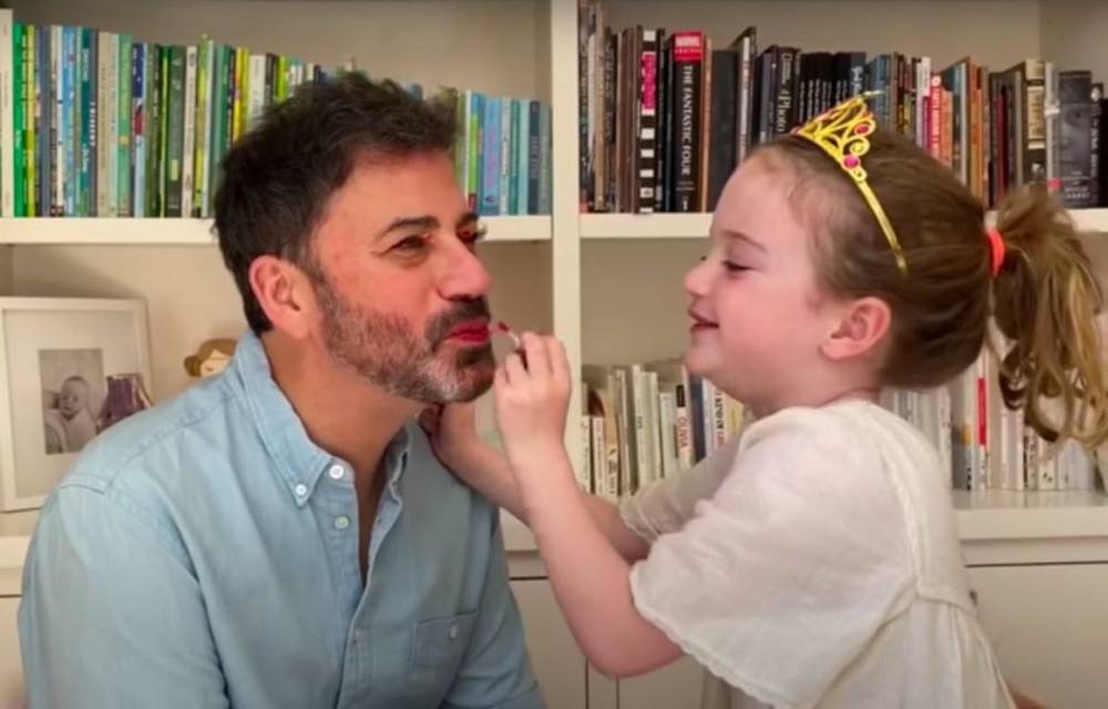 Jimmy Kimmel’s 5-Year-Old Daughter Does His Makeup With Hilarious Results - etcanada.com