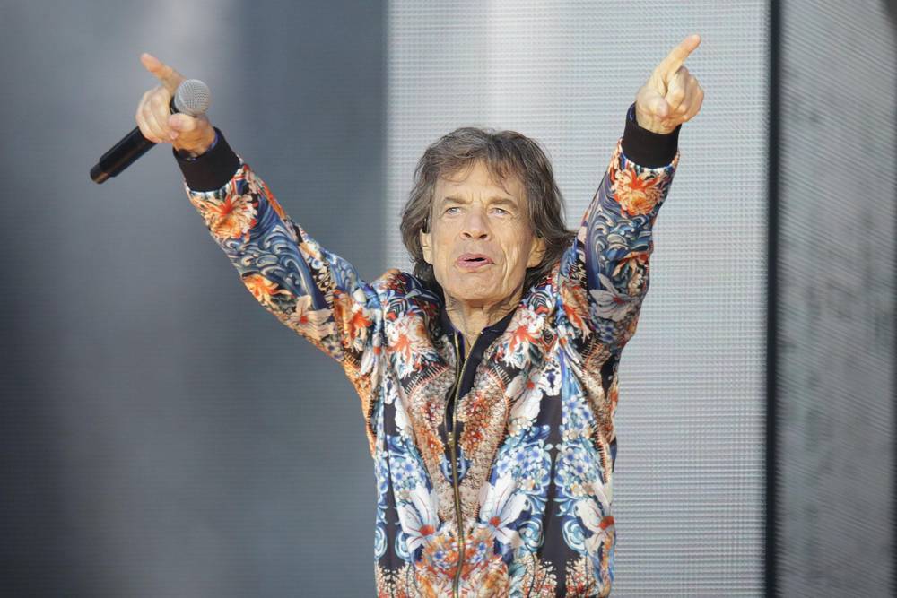 Mick Jagger rewrote new Rolling Stones track due to coronavirus - www.hollywood.com - city Ghost