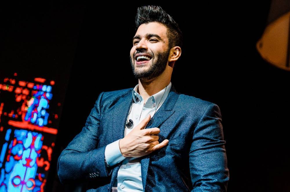 Gusttavo Lima's Multi-Hour Quarantine Concert Paces March 2020's Top Facebook Live Videos Chart - www.billboard.com - city Lima
