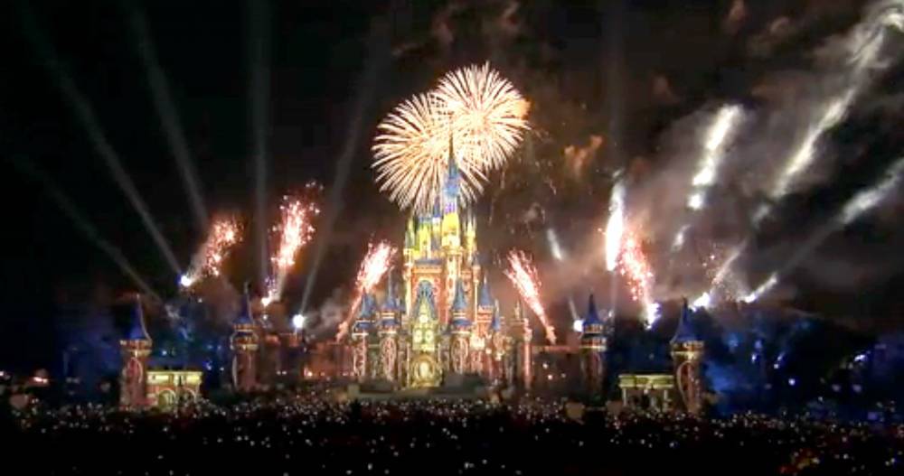 Disney World's Happily Ever After Fireworks Show Is Now Streaming Online - Watch Here! - www.justjared.com