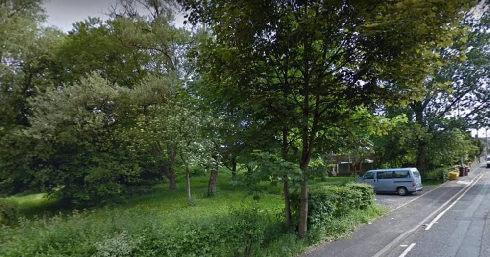 Man suffers nasty face injuries after unprovoked attack in woodland in Oldham - www.manchestereveningnews.co.uk - Manchester - county Oldham