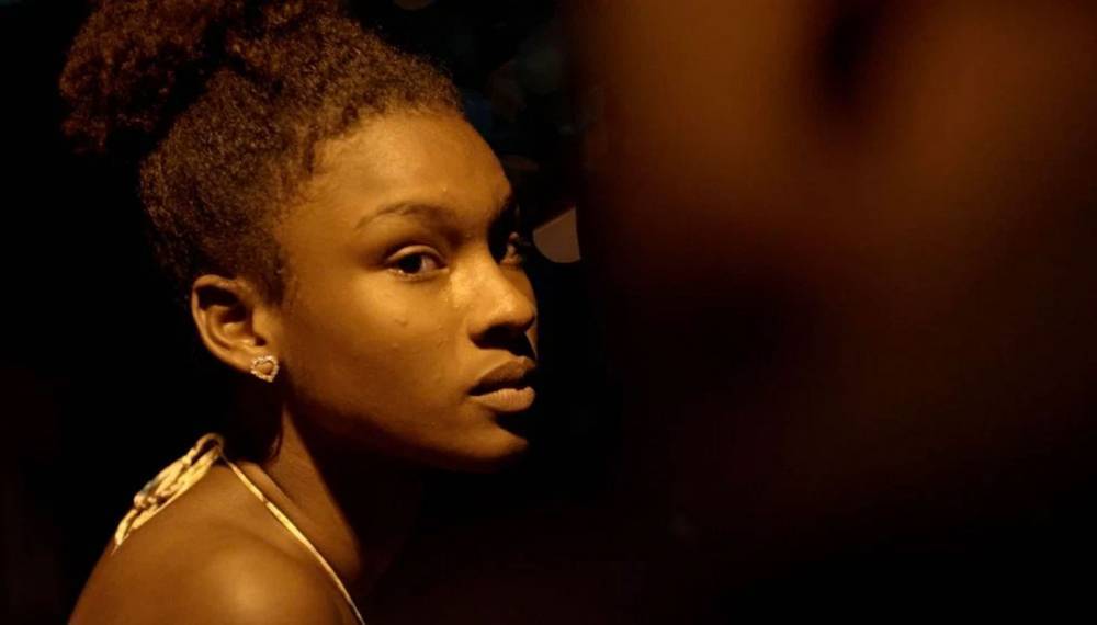 'Pacified' ('Pacificado'): Film Review | Tribeca 2020 - www.hollywoodreporter.com - Brazil - city Rio De Janeiro