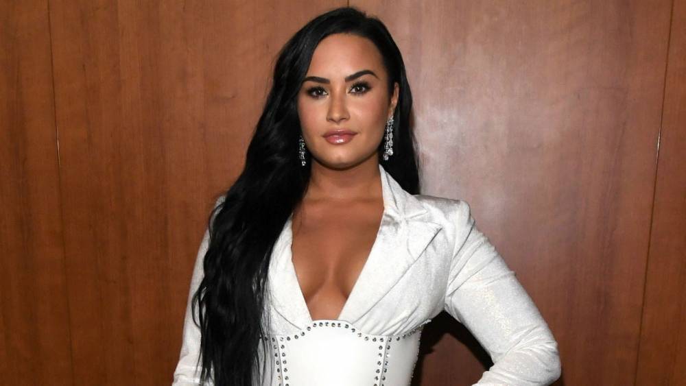 Demi Lovato Recalls Having an Eating Disorder, Being Overworked & More During 'Sonny With a Chance' Reunion - www.etonline.com