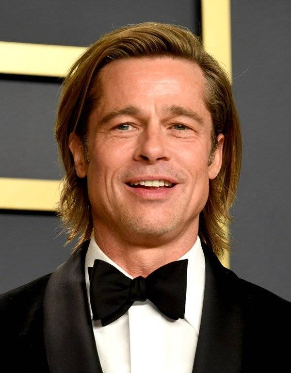 Brad Pitt plays US health expert in Saturday Night Live sketch - www.breakingnews.ie - USA