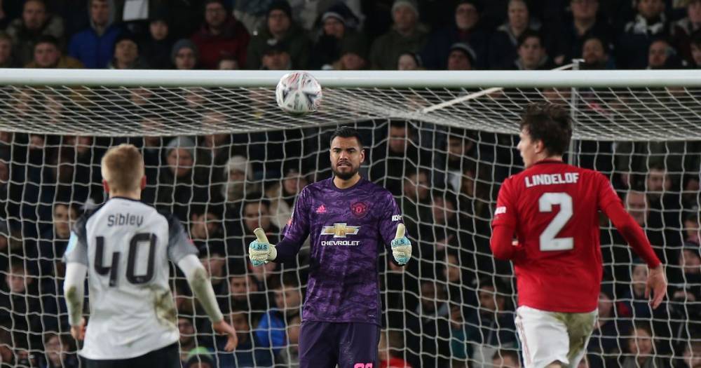 Sergio Romero reveals he tested negative for coronavirus after two-week isolation - www.manchestereveningnews.co.uk - Manchester - Argentina - city Buenos Aires