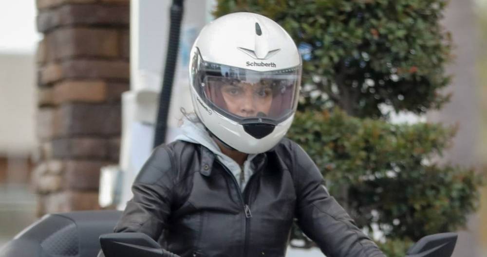 Halle Berry Goes for Motorcycle Ride in Malibu - www.justjared.com - Malibu