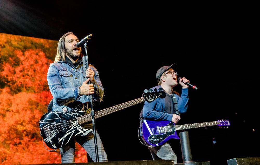 Watch all 10 episodes of Fall Out Boy’s new cartoon ‘Mondo Trasho 3042’ - www.nme.com - county Spencer