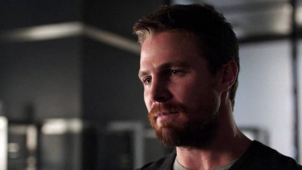 'Arrow' Deleted Scene: Oliver Threatens Rene's Job Security in Final Season (Exclusive) - www.etonline.com