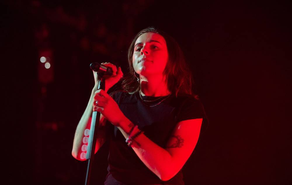 PVRIS unveil psychedelic, sci-fi inspired visuals for new single ‘Gimme A Minute’ - www.nme.com - state Massachusets