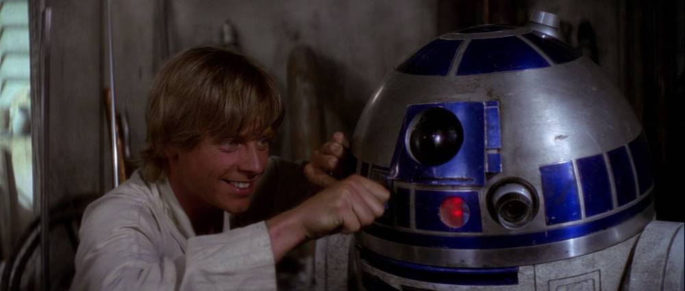Mark Hamill Can’t Explain ‘Star Wars’ R2-D2 Plot Hole - etcanada.com