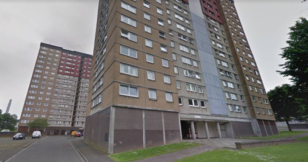 Man's body found in rubbish chute at Dundee high-rise flats - www.dailyrecord.co.uk