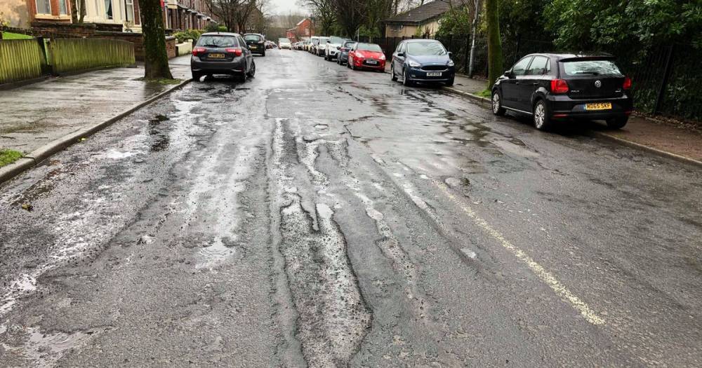 A £12m project to fix Bolton's worst potholes pressing on despite coronavirus lockdown - www.manchestereveningnews.co.uk