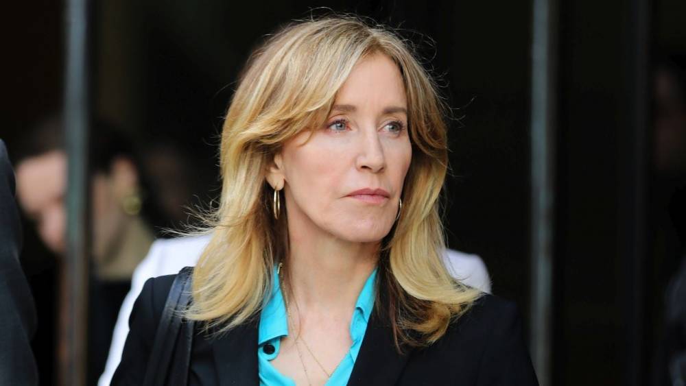 Felicity Huffman's Daughter Sophia Gets Into Prestigious University Following College Admissions Scandal - www.etonline.com