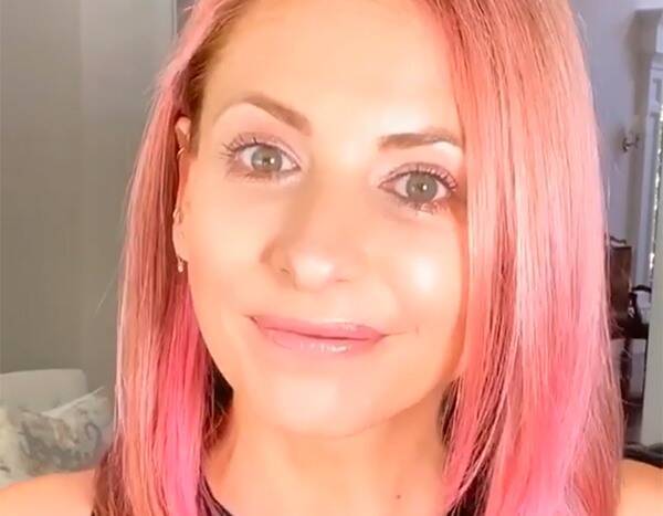 Sarah Michelle Gellar Dyed Her Hair Pink as a ''New and Creative Way'' to Embarrass Her Kids - www.eonline.com