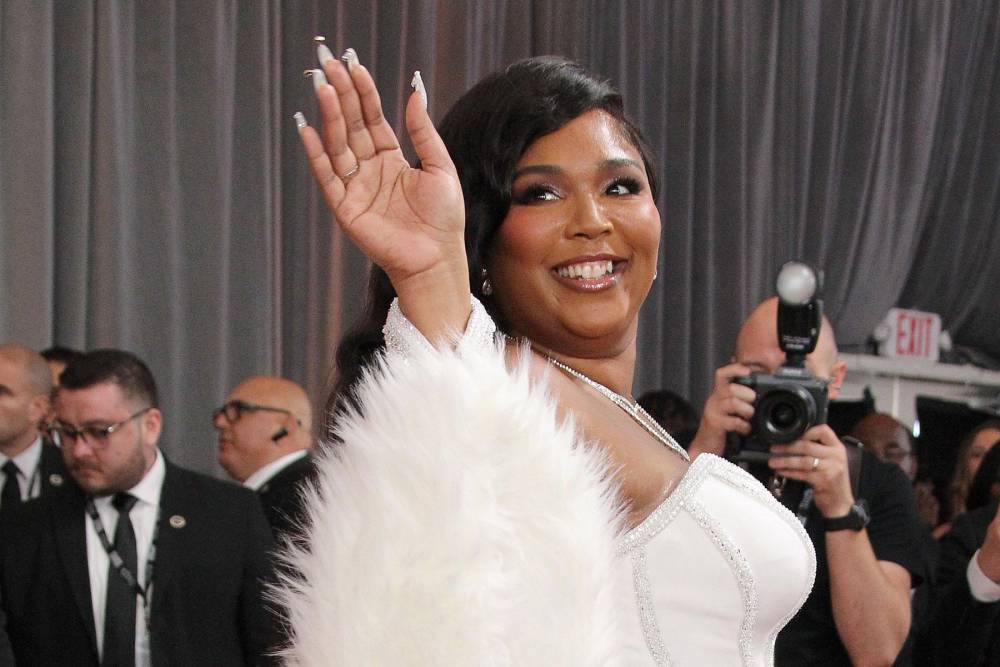 Lizzo floored by Beyonce’s birthday greeting - www.hollywood.com