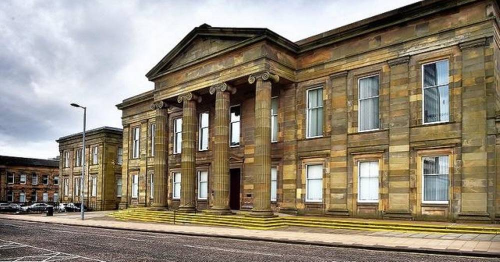 Motherwell drunk called police to warn them he was going to stab someone - www.dailyrecord.co.uk