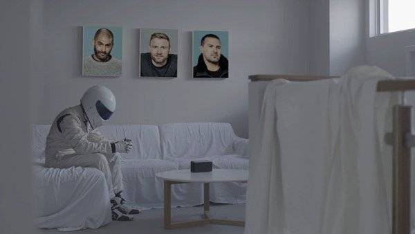 The Stig releases video from self-isolation while practising social distancing - www.breakingnews.ie