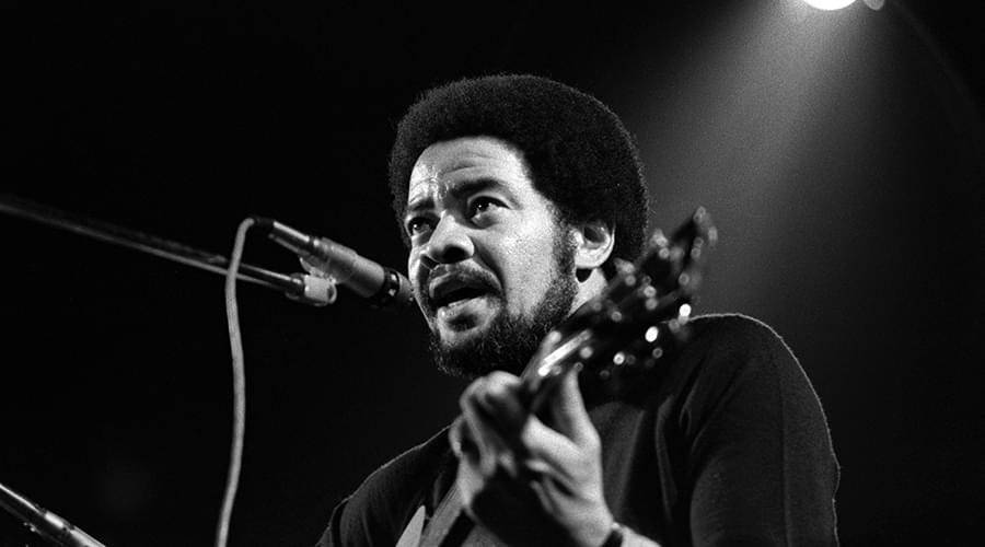 “Lean On Me” Singer Bill Withers Has Died At 81 - genius.com - Los Angeles