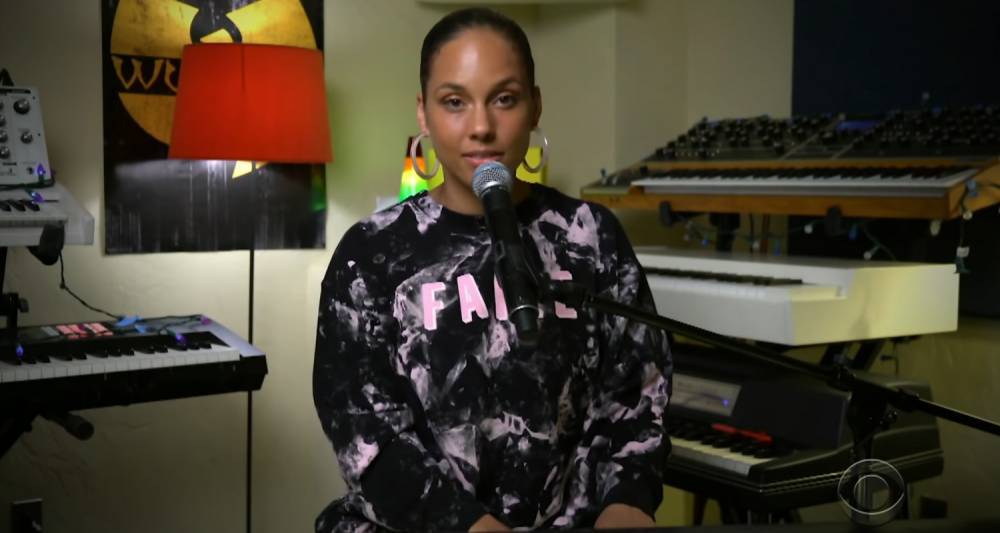 Alicia Keys Debuts Her Quarantine Rendition of Flo Rida's 'My House' on 'The Late Show'! (Video) - www.justjared.com