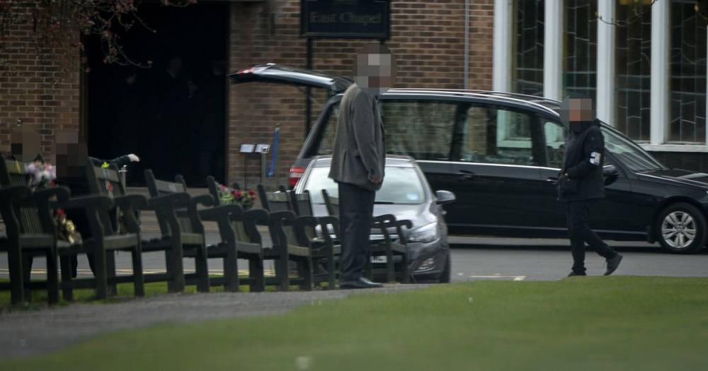 'It's sad to see': Tragic images of bouncers on the doors of Manchester crematorium to enforce coronavirus rules - www.manchestereveningnews.co.uk - Manchester