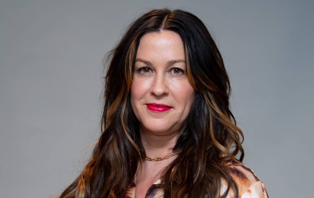 Alanis Morissette On #MeToo In The Music Industry: ‘It’s Only A Matter Of Time Before It Has Its Own Explosion Of Stories’ - etcanada.com