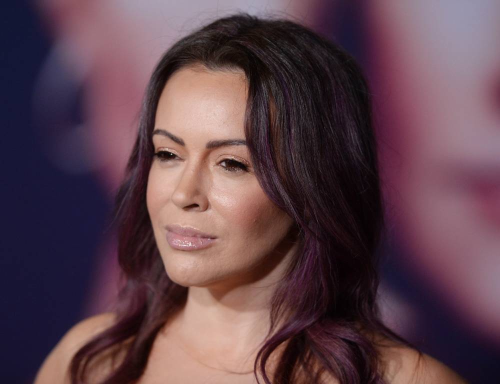 Alyssa Milano On Why She Still Supports Joe Biden & How She Would Advise Him About Tara Reade Allegations – Guest Column - deadline.com