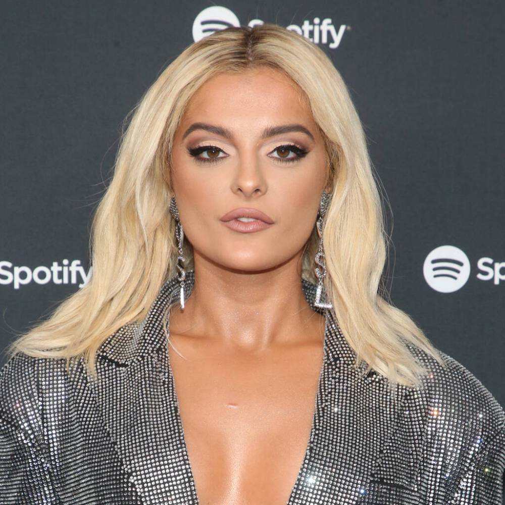 Bebe Rexha wore wigs after bleaching caused her natural hair to fall out - www.peoplemagazine.co.za