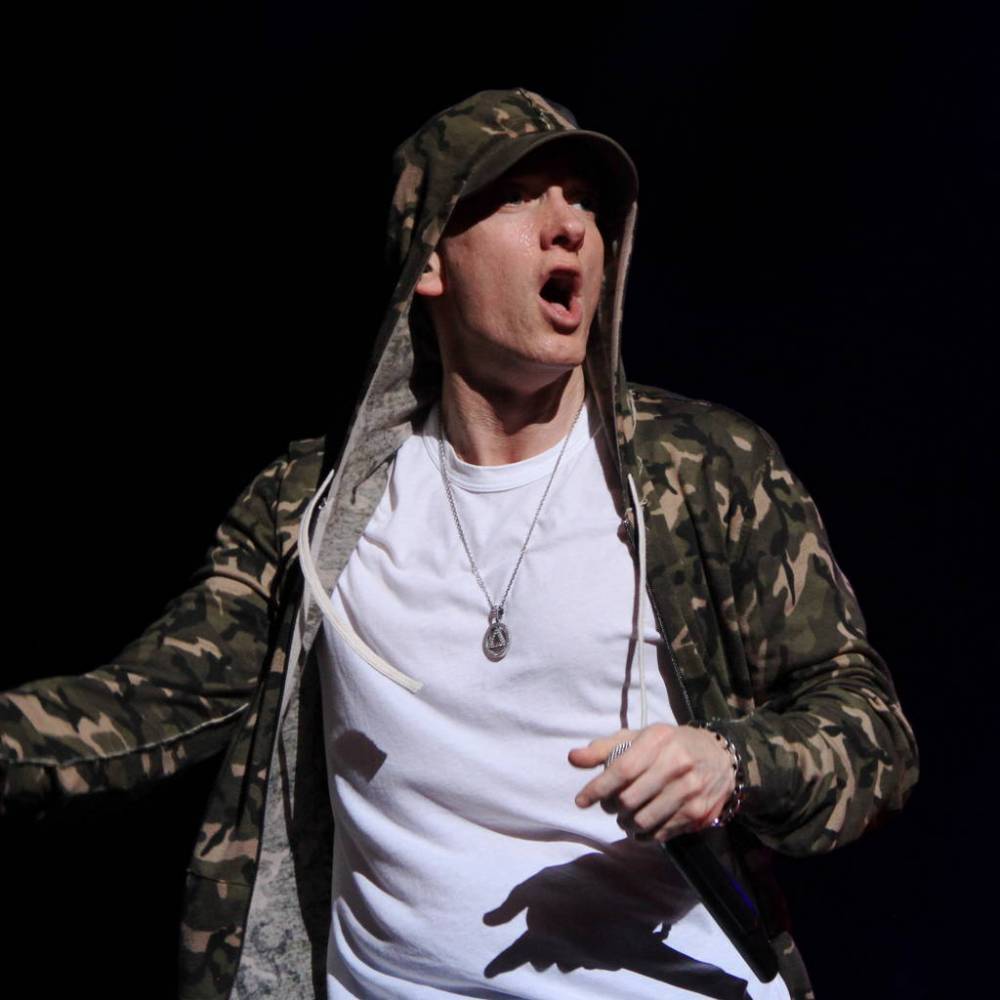 Eminem offering up rare pair of Air Jordan sneakers for coronavirus relief - www.peoplemagazine.co.za - Jordan