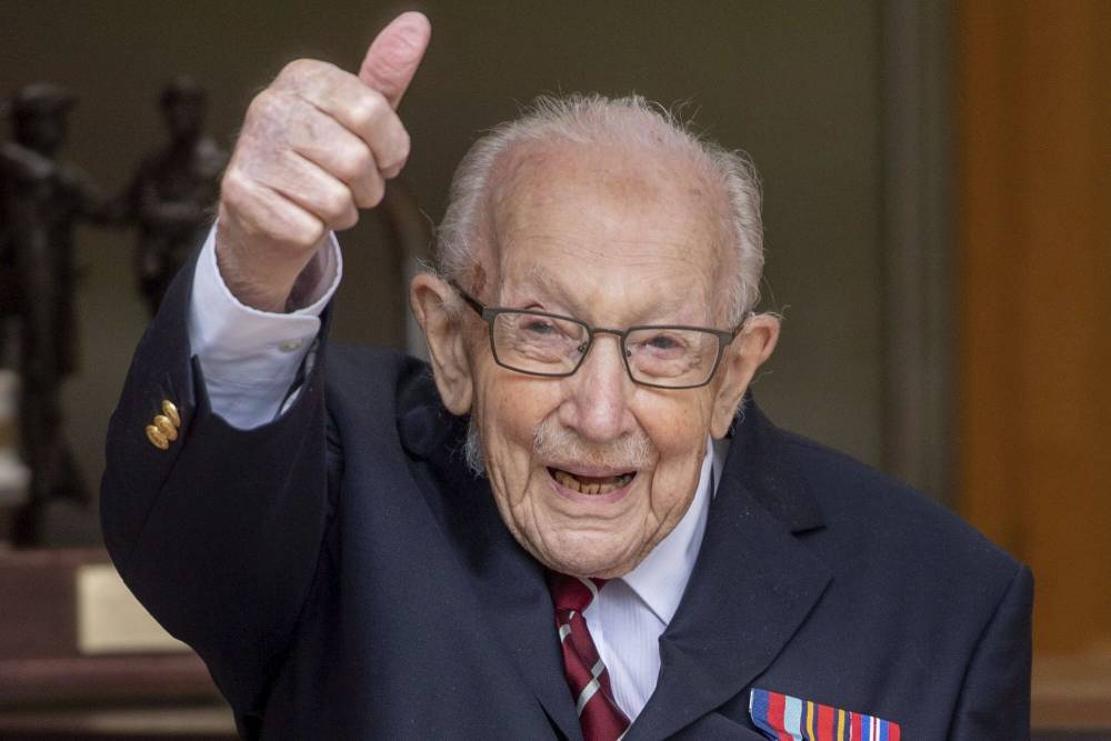 Camilla And Prince Charles Celebrate 100th Birthday Of Veteran Captain Tom Moore - etcanada.com - Britain